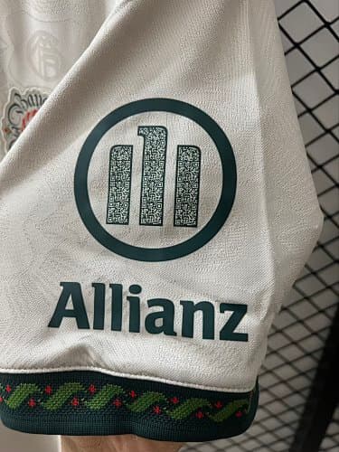 Maillot Bayern Munich 25-26 - Vue 9