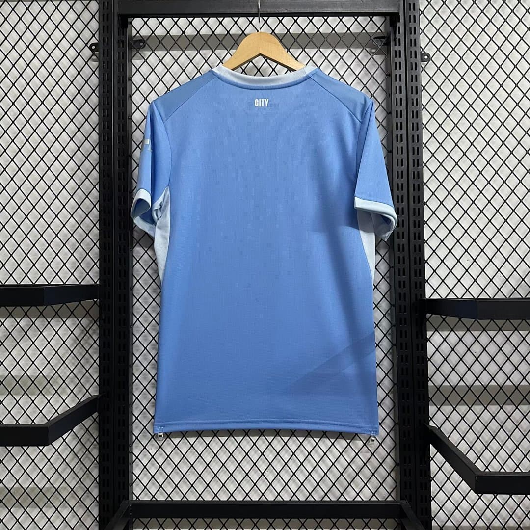 Maillot Manchester United 26-27 - Vue 3