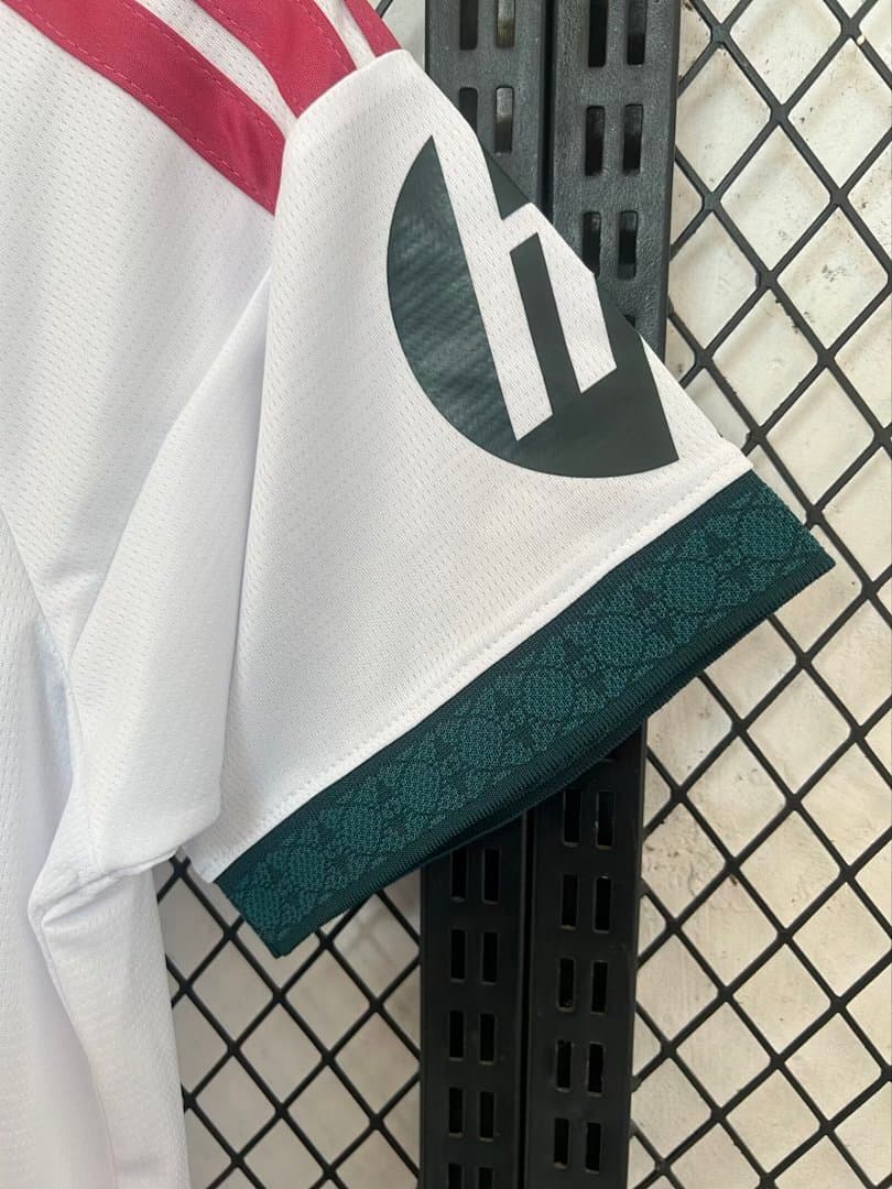 Maillot Real Madrid 26-27 - Vue 13