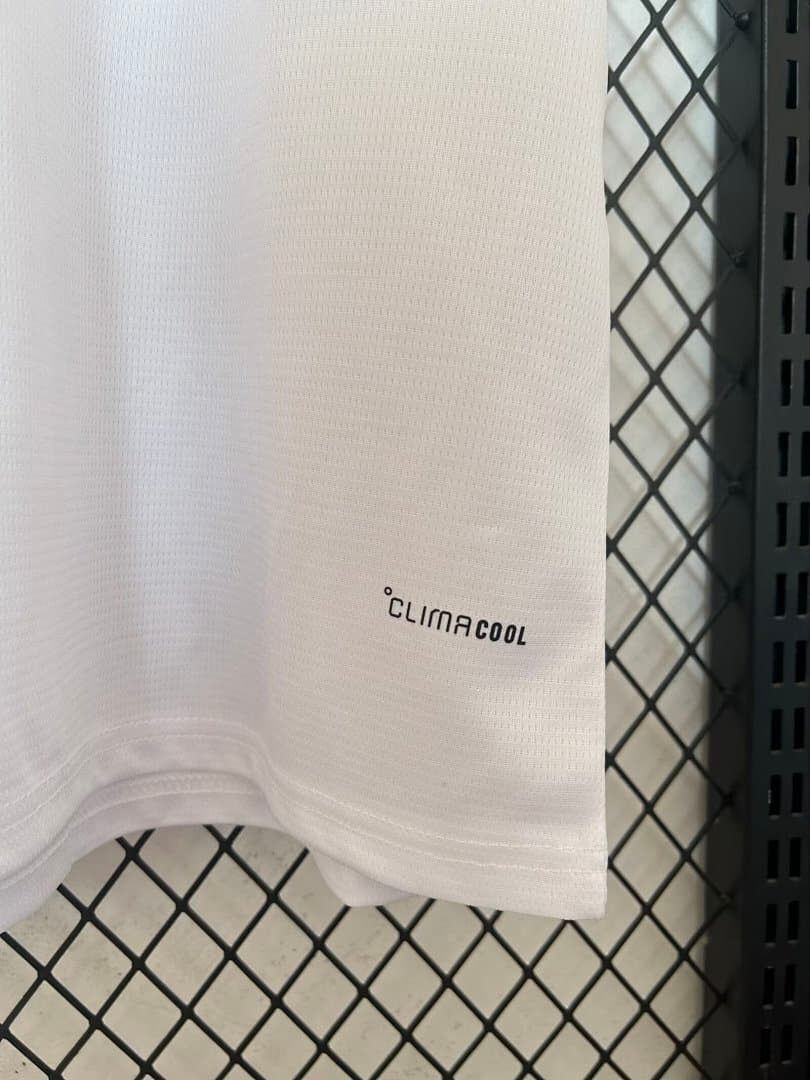 Maillot Real Madrid 26-27 - Vue 20