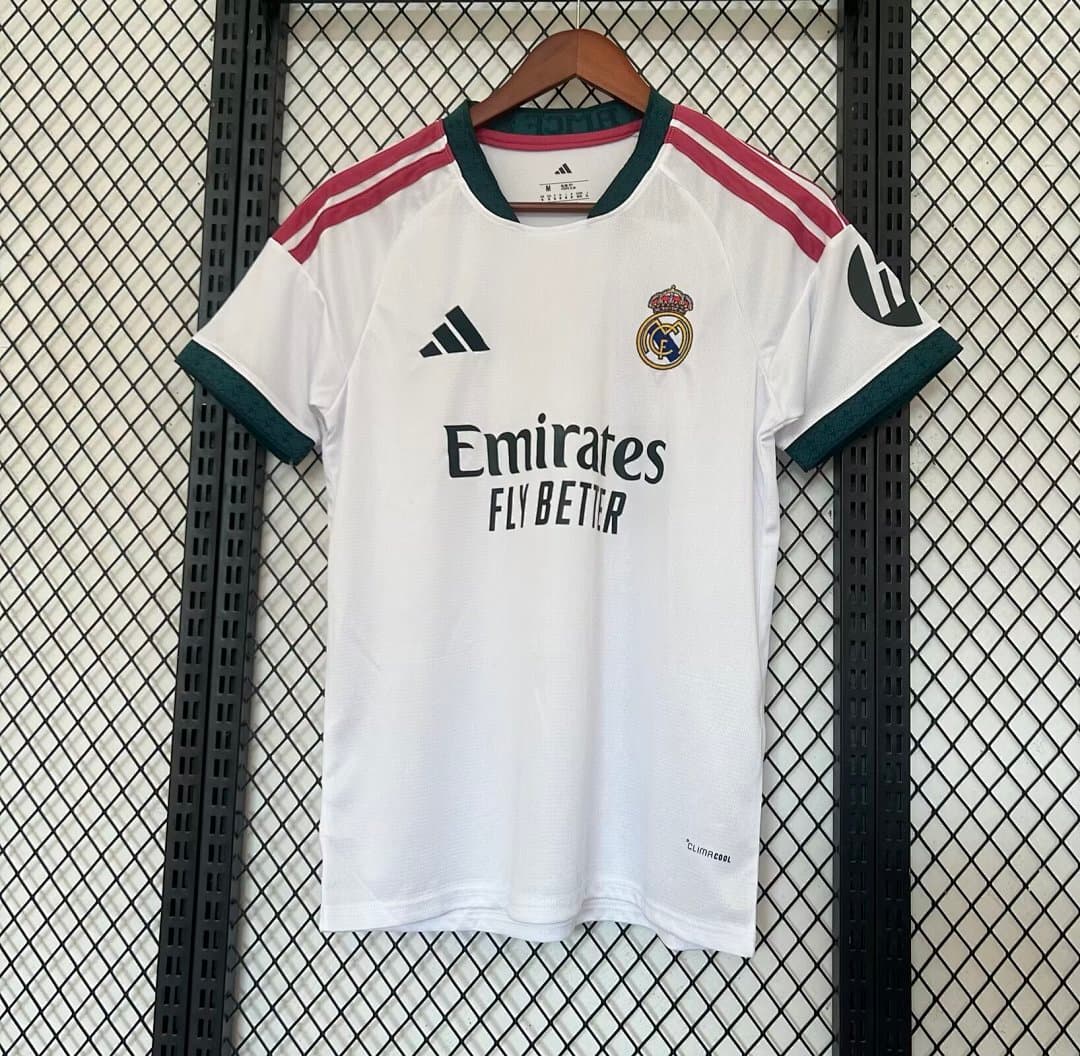 Maillot Real Madrid 26-27 - Vue 21