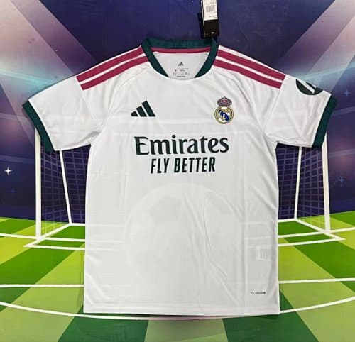 Maillot Real Madrid 26-27 - Vue 4