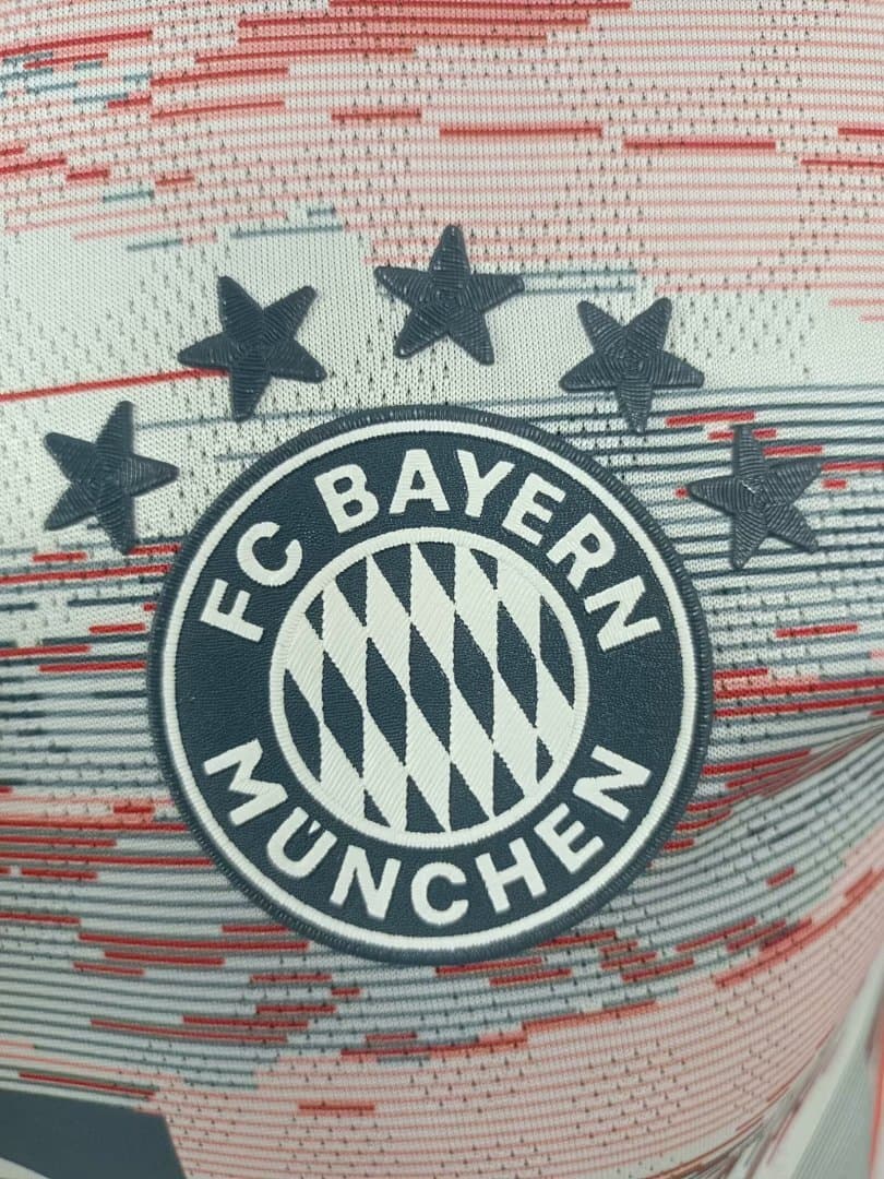 Maillot Bayern Munich Extérieur 25-26 - Vue 5