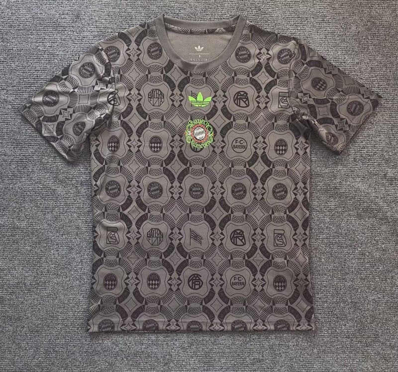 Maillot Bayern Munich 2025/26 Officiel Acheter Maillot Bayern Munich 2025/26 - Maillot pas cher