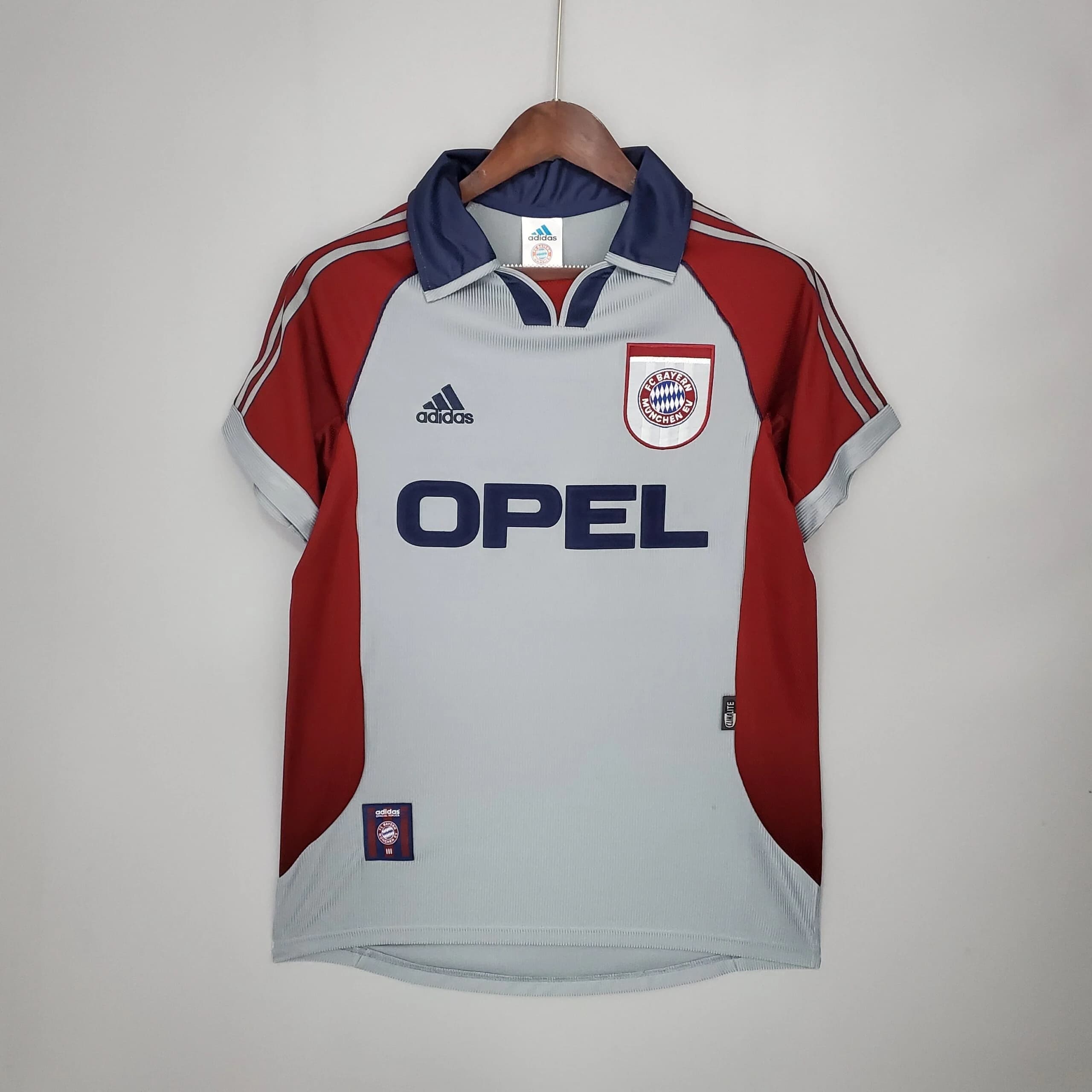 Bayern Munich Maillot Rétro 9899 - Vue 1