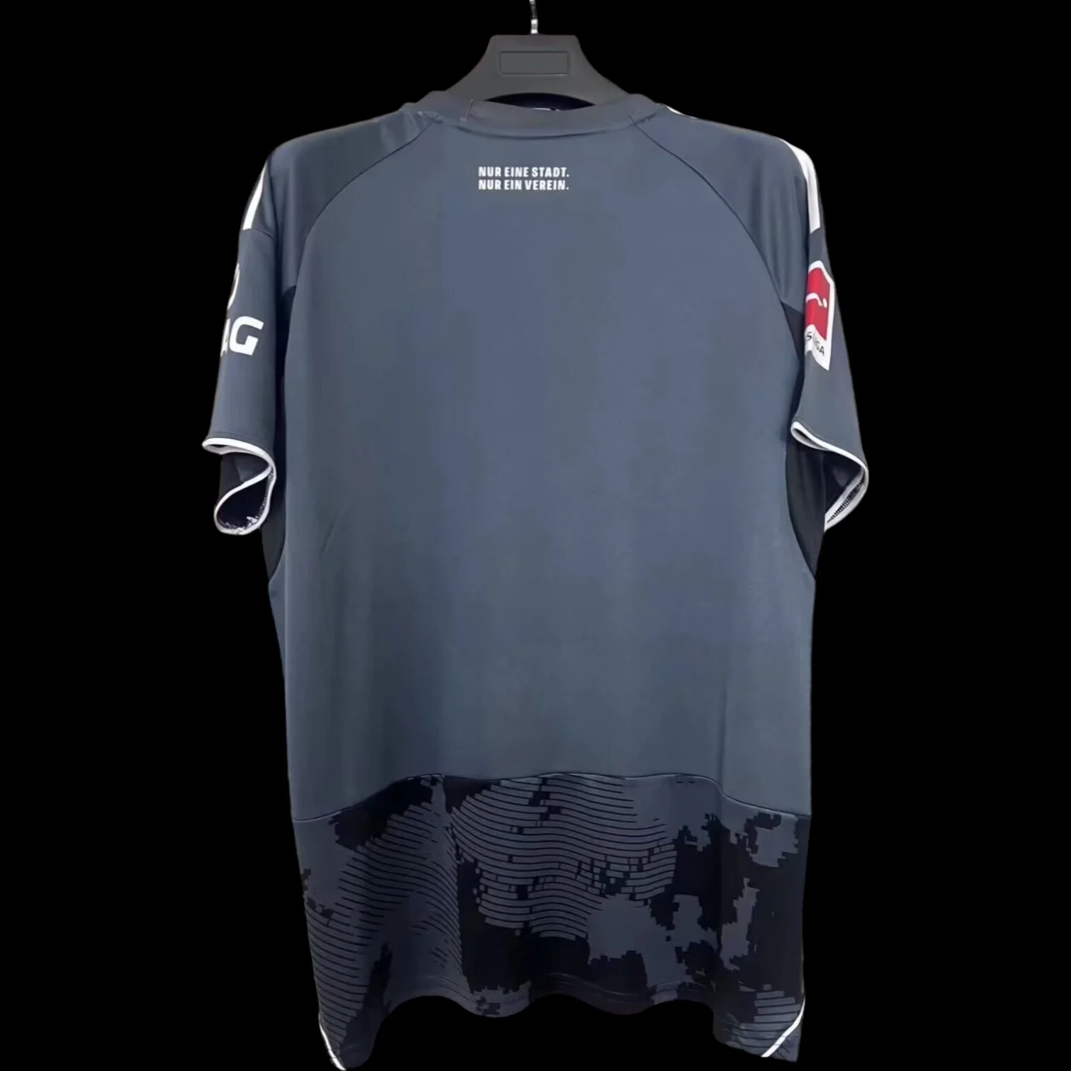 Vue arrière Eintracht Francfort Maillot Third 2526