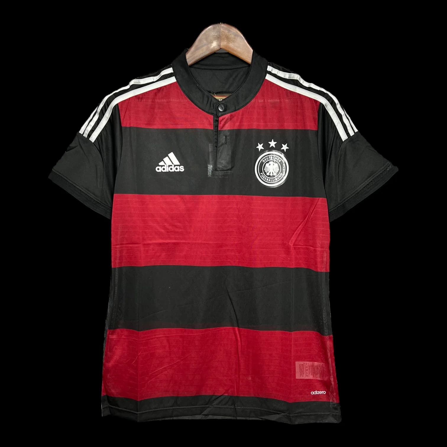 Maillot Allemagne Maillot Rétro 2014 pas cher - Boutique Officielle Allemagne