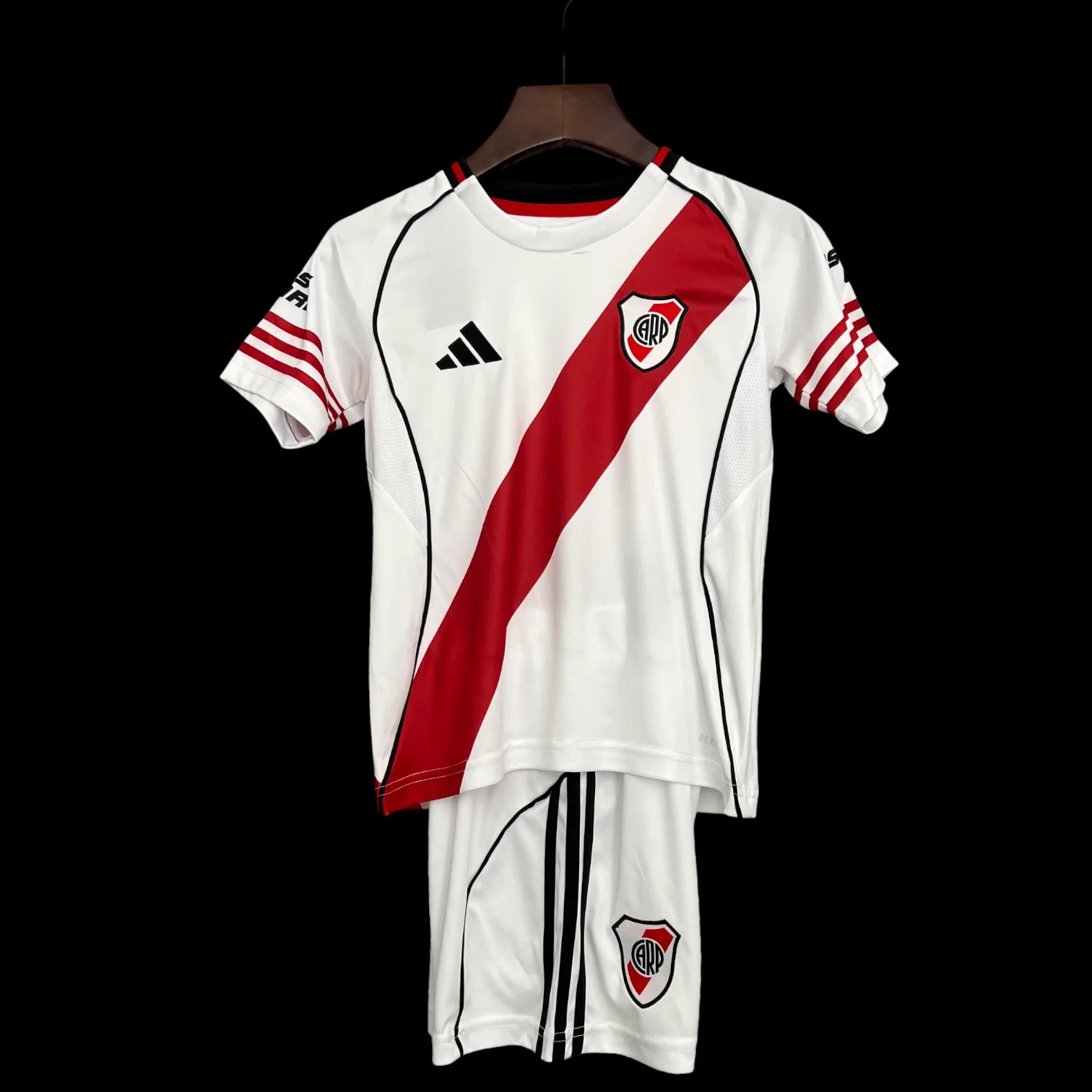 Maillot River Plate Maillot Domicile 2526 – Enfant pas cher - Boutique Officielle KIT FOOTBALL