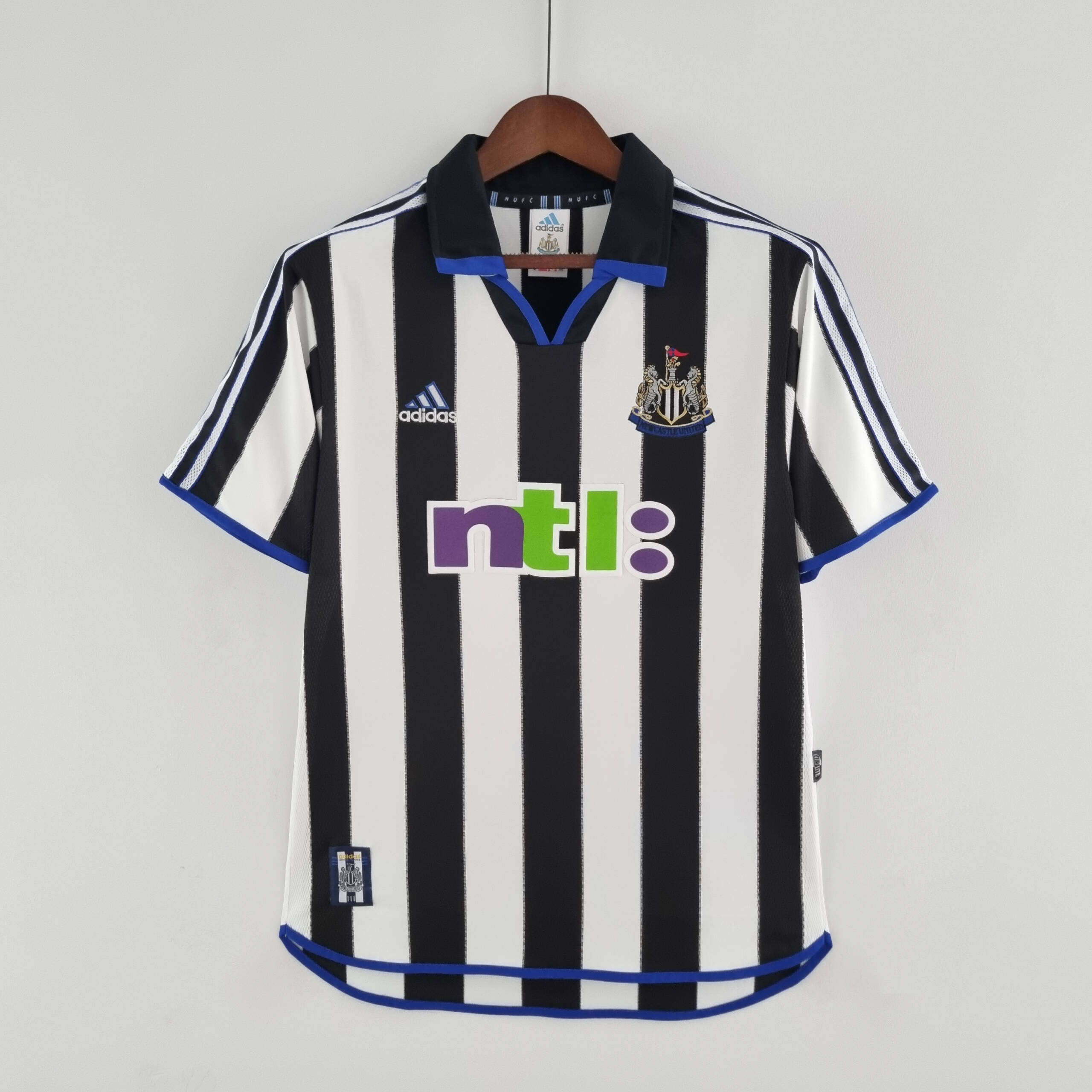 Maillot Newcastle Maillot Rétro 0001 pas cher - Boutique Officielle KIT FOOTBALL